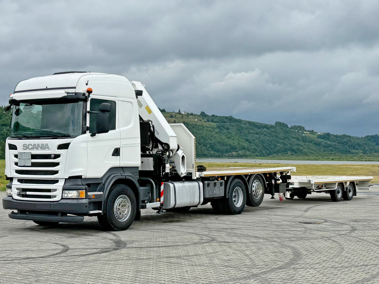 Scania R440 * HIAB 422 E-6 HIPRO + FUNK + Anhänger! 6x4 - Crane truck: picture 4 Scania R440 * HIAB 422 E-6 HIPRO + FUNK + Anhänger! 6x4 - Crane truck: picture 4