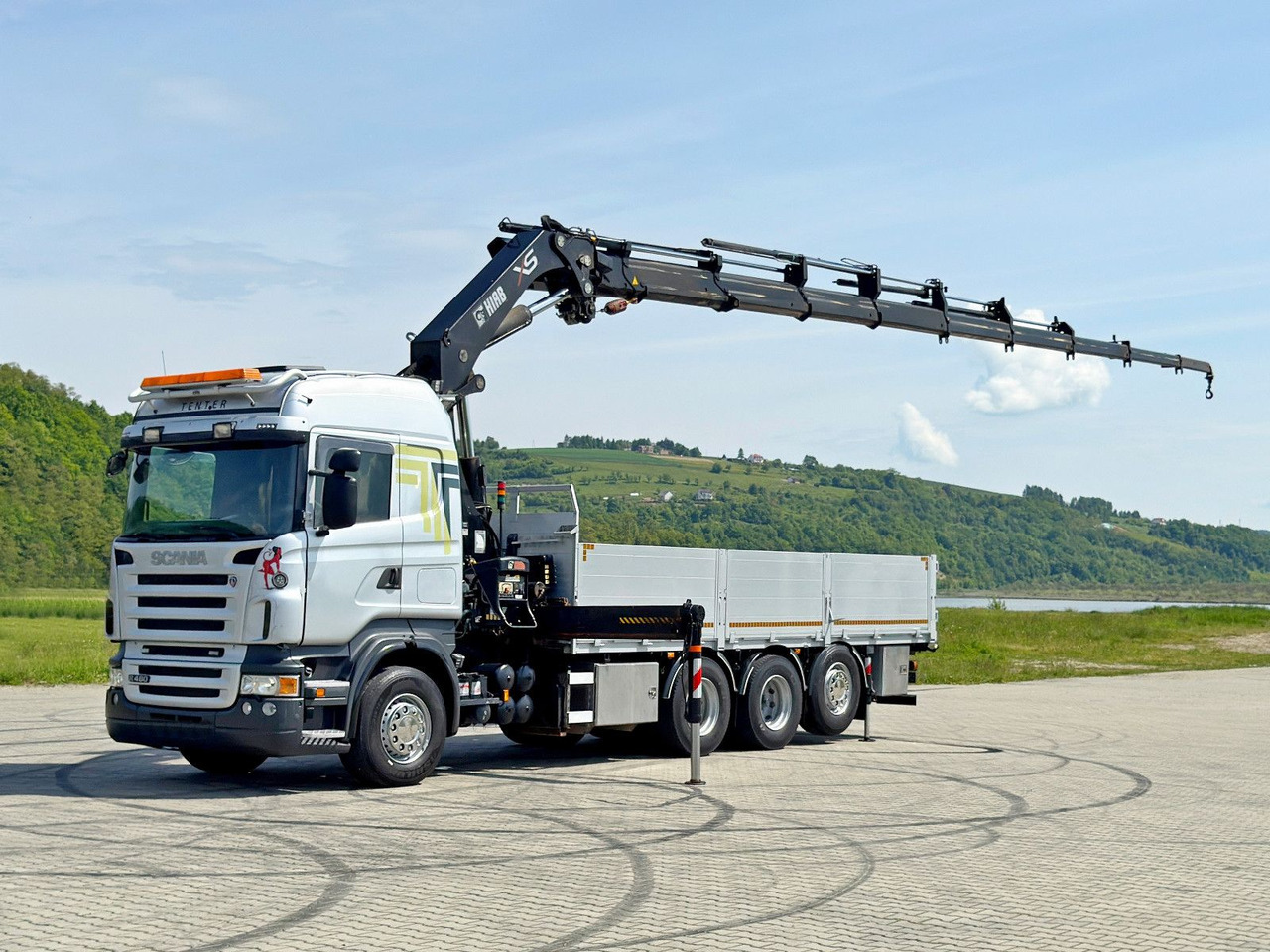 Scania R480 PRITSCHE 6,85m *HIAB 377 E-8 HIPRO/FUNK*8x4 - Crane truck: picture 2 Scania R480 PRITSCHE 6,85m *HIAB 377 E-8 HIPRO/FUNK*8x4 - Crane truck: picture 2