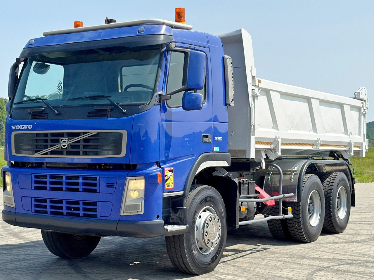 Volvo FM 380 Kipper 5,20 m + BORDMATIC / 6x4 - Tipper, Crane truck: picture 5 Volvo FM 380 Kipper 5,20 m + BORDMATIC / 6x4 - Tipper, Crane truck: picture 5