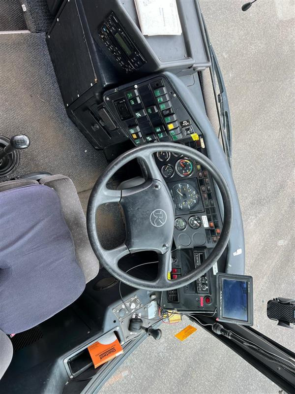 2004 Setra 315 GT 49 Seat coach, MOT November, 6 cylinder, 6 speed manual, excellent runner. - Coach: picture 4 2004 Setra 315 GT 49 Seat coach, MOT November, 6 cylinder, 6 speed manual, excellent runner. - Coach: picture 4