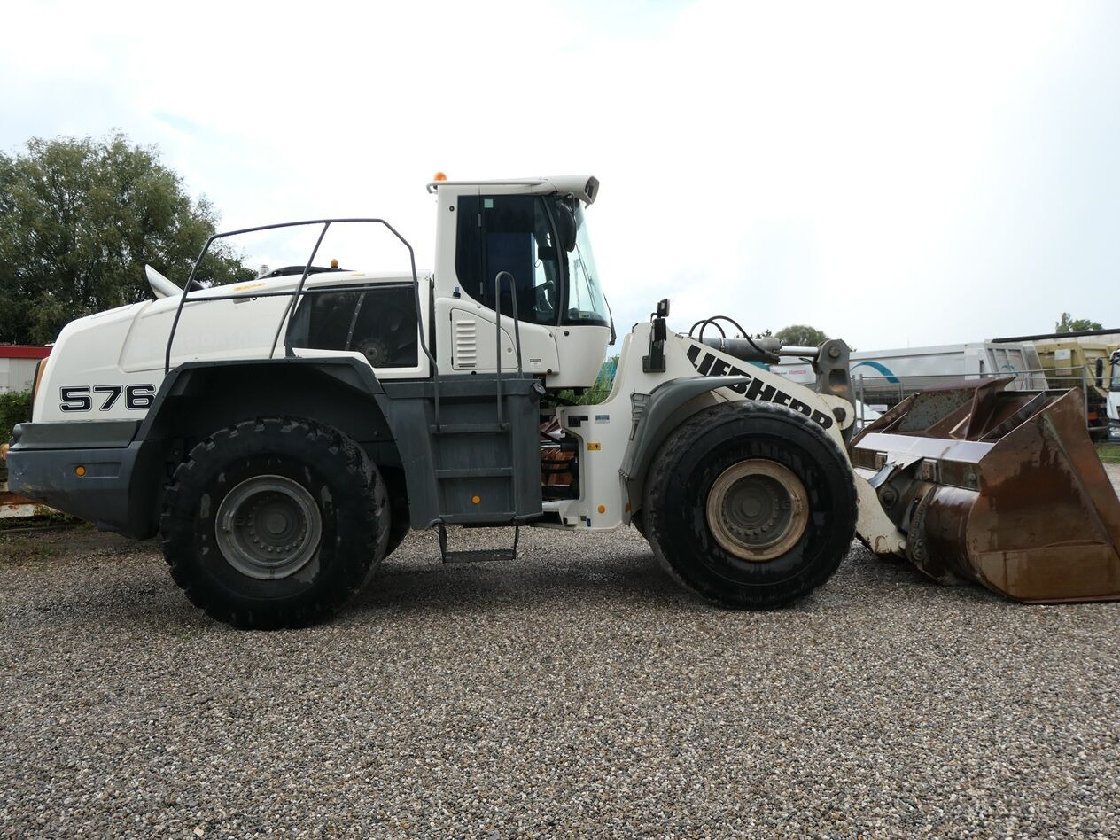 Liebherr L 576 - Wheel loader: picture 2 Liebherr L 576 - Wheel loader: picture 2