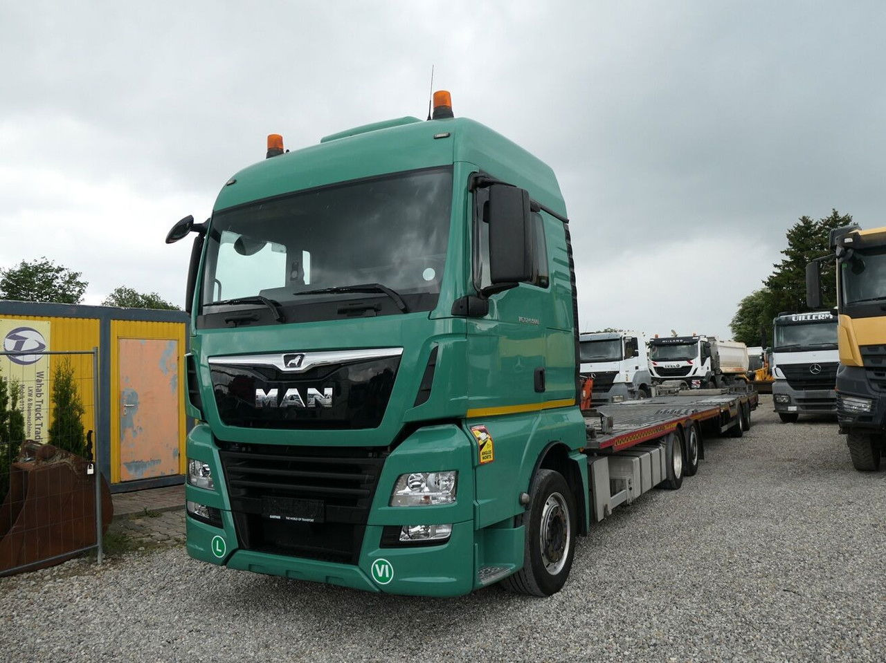 MAN TGX 24 24.500 - Car transporter truck: picture 2 MAN TGX 24 24.500 - Car transporter truck: picture 2