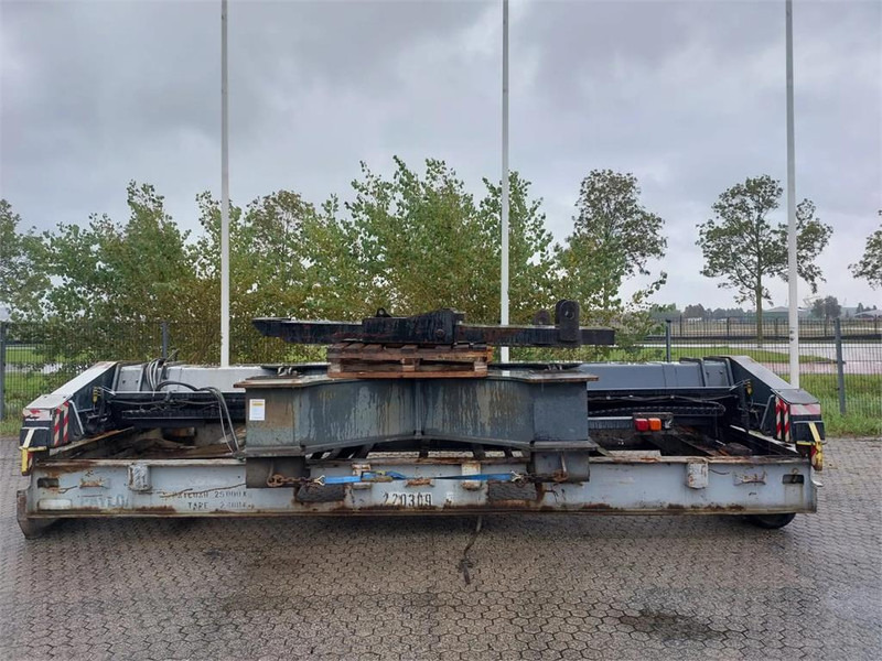 CATRACOM FLT 3240 - Attachment for Material handling equipment: picture 1 CATRACOM FLT 3240 - Attachment for Material handling equipment: picture 1