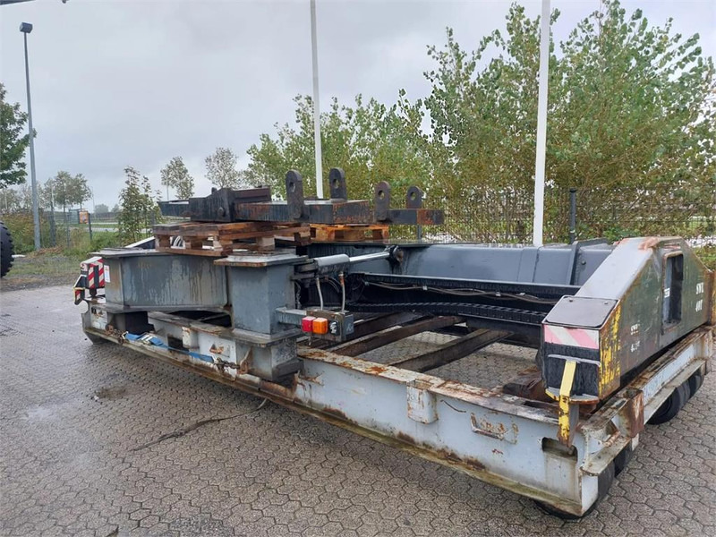 CATRACOM FLT 3240 - Attachment for Material handling equipment: picture 3 CATRACOM FLT 3240 - Attachment for Material handling equipment: picture 3