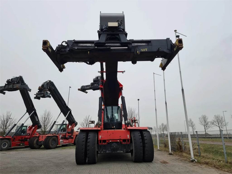 Hyster RS46-36CH - Reach stacker: picture 5 Hyster RS46-36CH - Reach stacker: picture 5