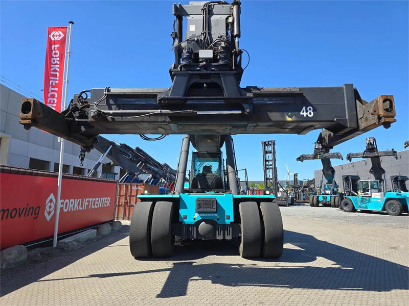 KONECRANES SMV 4531 TC5 - Reach stacker: picture 5 KONECRANES SMV 4531 TC5 - Reach stacker: picture 5