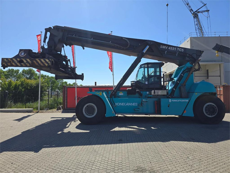 KONECRANES SMV 4531 TC5 - Reach stacker: picture 2 KONECRANES SMV 4531 TC5 - Reach stacker: picture 2