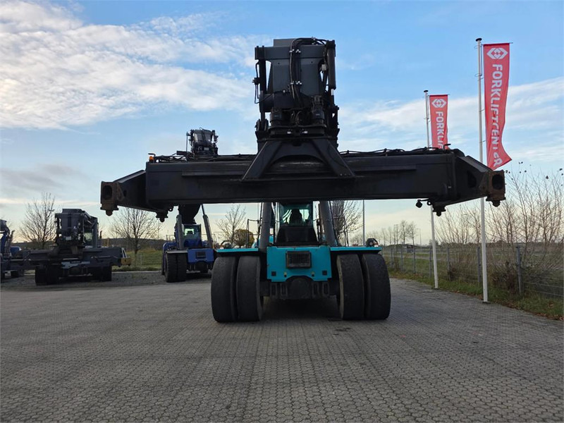 KONECRANES SMV 4531 TC5 - Reach stacker: picture 5 KONECRANES SMV 4531 TC5 - Reach stacker: picture 5