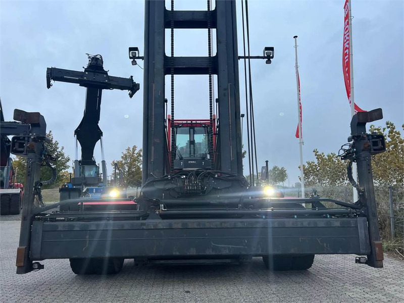 Kalmar DCG100-45ED7 - Container handler: picture 3 Kalmar DCG100-45ED7 - Container handler: picture 3