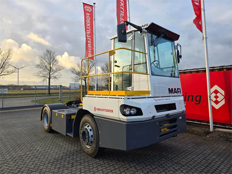 Mafi T230 - Terminal tractor: picture 1 Mafi T230 - Terminal tractor: picture 1