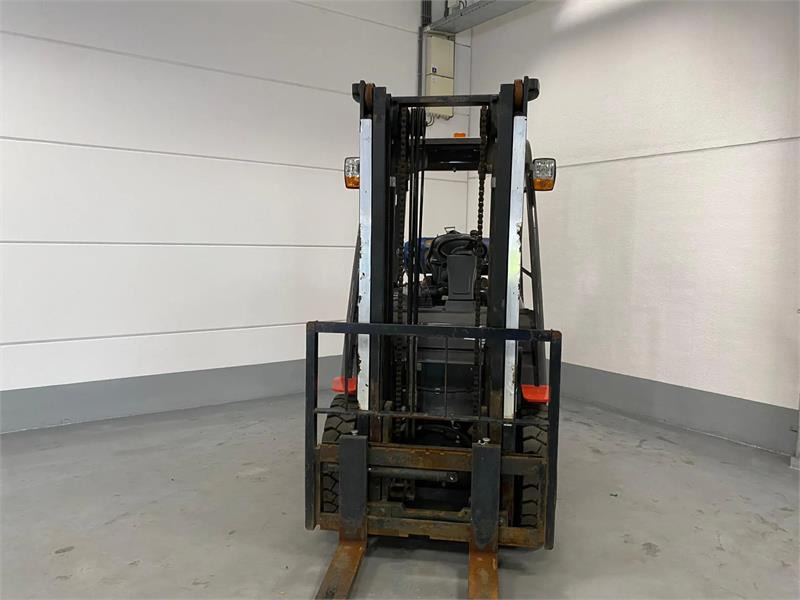 Manitou MI25G - LPG forklift: picture 4 Manitou MI25G - LPG forklift: picture 4