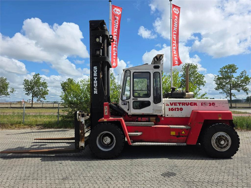 Svetruck 16120 - Diesel forklift: picture 2 Svetruck 16120 - Diesel forklift: picture 2