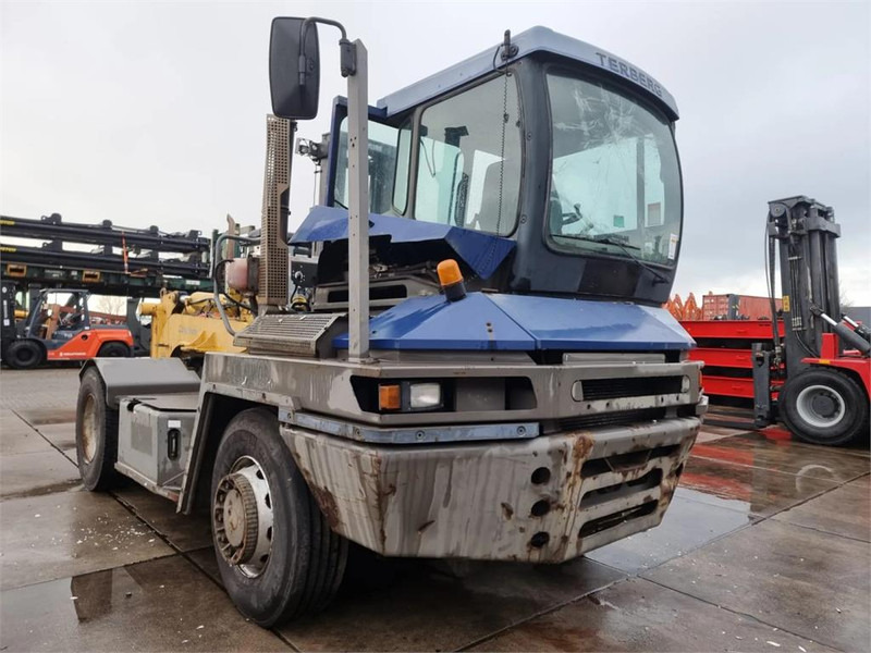 Terberg RT282 4x4 + safeneck - Terminal tractor: picture 1 Terberg RT282 4x4 + safeneck - Terminal tractor: picture 1