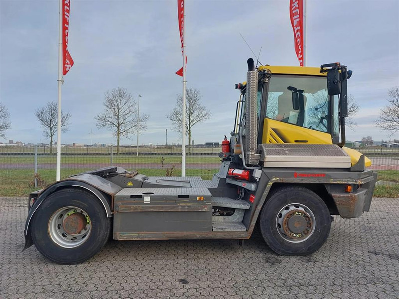 Terberg RT323 4x4 - Terminal tractor: picture 3 Terberg RT323 4x4 - Terminal tractor: picture 3