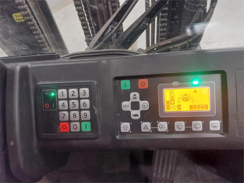 Electric forklift Toyota 8FBMKT25: picture 14 Electric forklift Toyota 8FBMKT25: picture 14