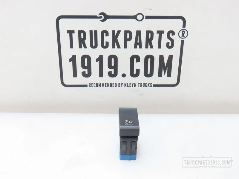 DAF 1832333 Schakelaar DAF - Dashboard for Truck: picture 1 DAF 1832333 Schakelaar DAF - Dashboard for Truck: picture 1