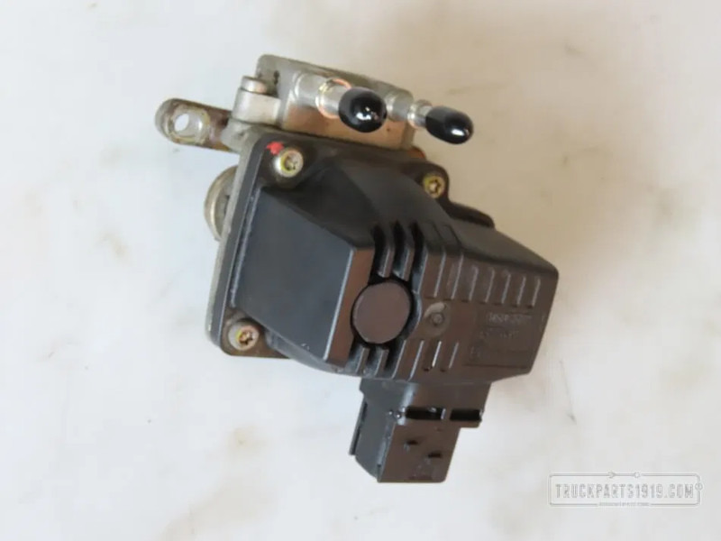DAF 2115847 AdBlue doseer module - Muffler/ Exhaust system for Truck: picture 1 DAF 2115847 AdBlue doseer module - Muffler/ Exhaust system for Truck: picture 1