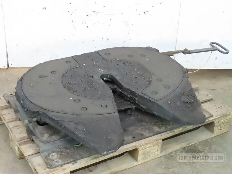 DAF Body & Chassis Parts Opleggerschotel JSK37C DAF - Fifth wheel coupling for Truck: picture 1 DAF Body & Chassis Parts Opleggerschotel JSK37C DAF - Fifth wheel coupling for Truck: picture 1