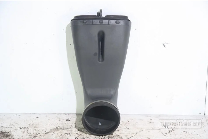 Iveco Body & Chassis Parts Lucht filter buis - Air intake system for Truck: picture 1 Iveco Body & Chassis Parts Lucht filter buis - Air intake system for Truck: picture 1