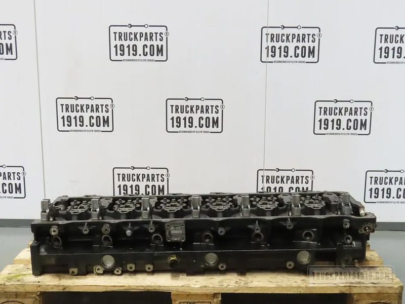 MAN 51.03100-6868 Cilinderkop D2676LF79 - Cylinder block for Truck: picture 2 MAN 51.03100-6868 Cilinderkop D2676LF79 - Cylinder block for Truck: picture 2