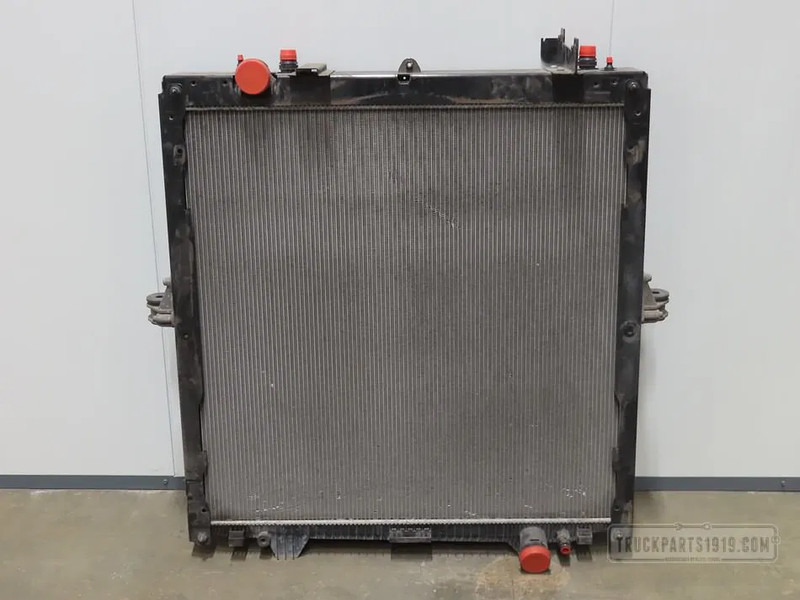 MAN 81061006875 Radiateur - Radiator for Truck: picture 1 MAN 81061006875 Radiateur - Radiator for Truck: picture 1
