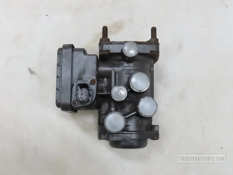 Mercedes-Benz Compressed Air System Aanhangwagen EBS ventiel MB MP - Valve for Truck: picture 1 Mercedes-Benz Compressed Air System Aanhangwagen EBS ventiel MB MP - Valve for Truck: picture 1
