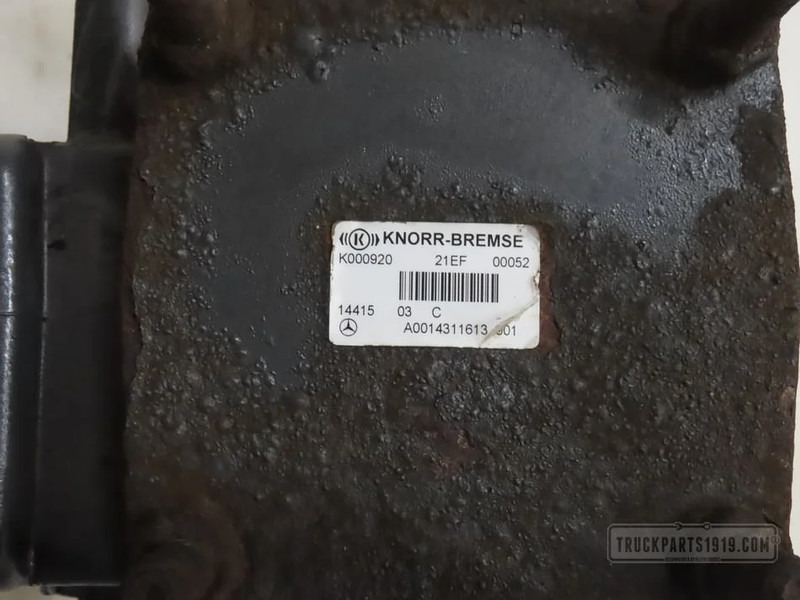 Mercedes-Benz Compressed Air System Aanhangwagen EBS ventiel MB MP - Valve for Truck: picture 2 Mercedes-Benz Compressed Air System Aanhangwagen EBS ventiel MB MP - Valve for Truck: picture 2