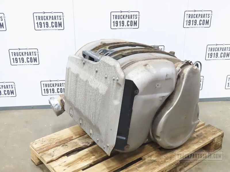 Volvo Exhaust System Katalysator Volvo - Catalytic converter for Truck: picture 2 Volvo Exhaust System Katalysator Volvo - Catalytic converter for Truck: picture 2