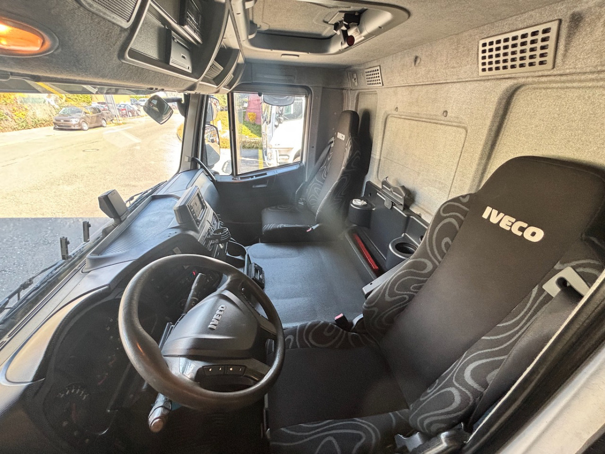 IVECO 190S42 Stralis - Refrigerated truck: picture 4 IVECO 190S42 Stralis - Refrigerated truck: picture 4