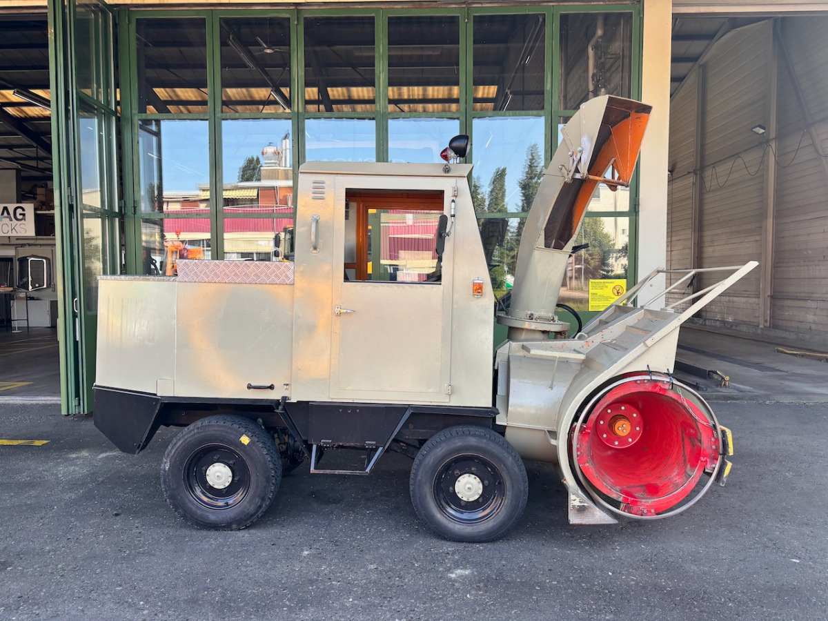 Marke Rolba R200 - Municipal/ Special vehicle: picture 4 Marke Rolba R200 - Municipal/ Special vehicle: picture 4