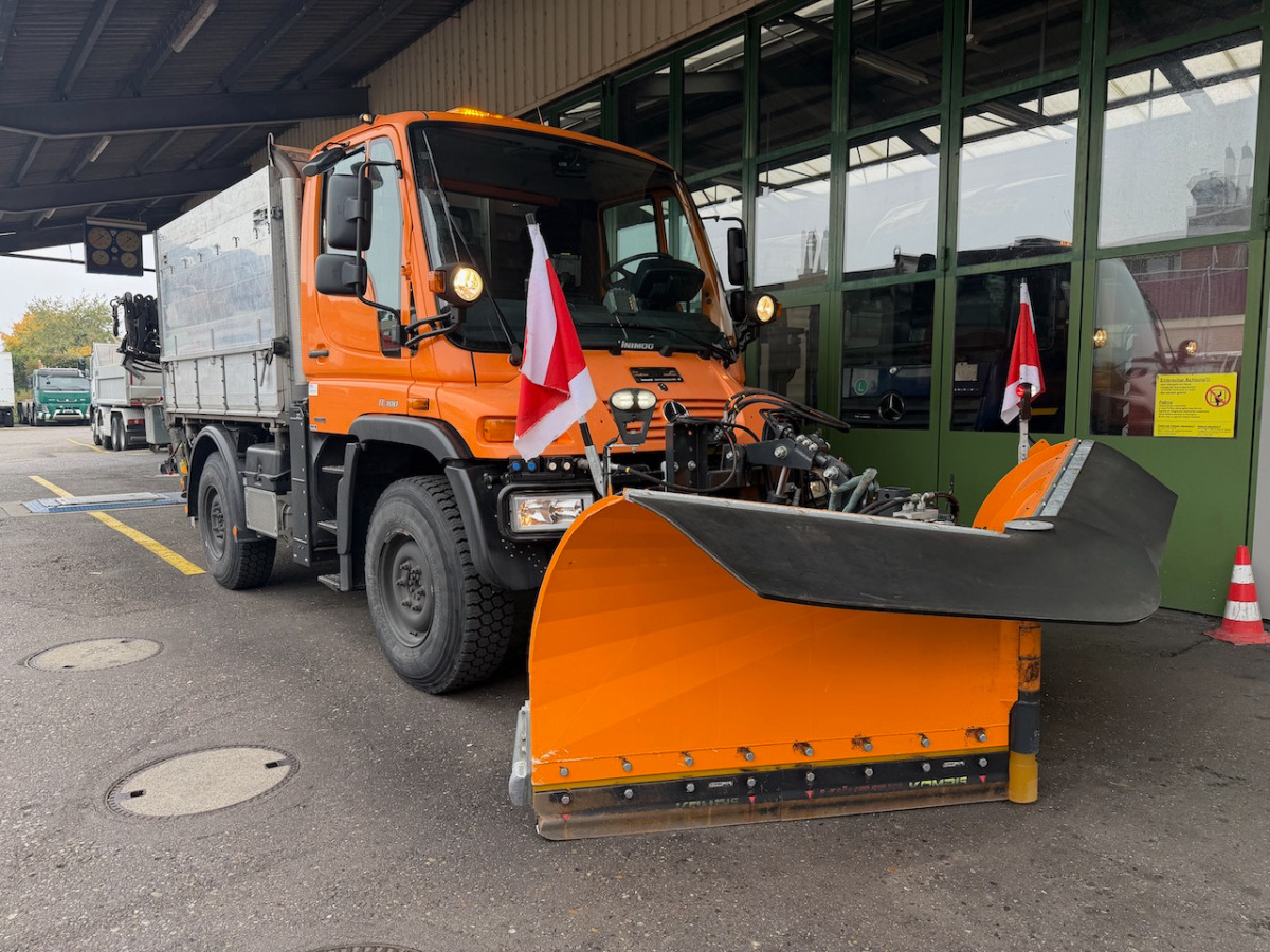 UNIMOG U300 - Municipal/ Special vehicle: picture 3 UNIMOG U300 - Municipal/ Special vehicle: picture 3