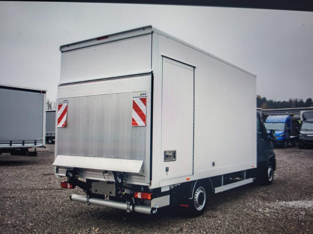 Iveco Daily 180 35S18 LBW BÃR - Closed box van: picture 4 Iveco Daily 180 35S18 LBW BÃR - Closed box van: picture 4