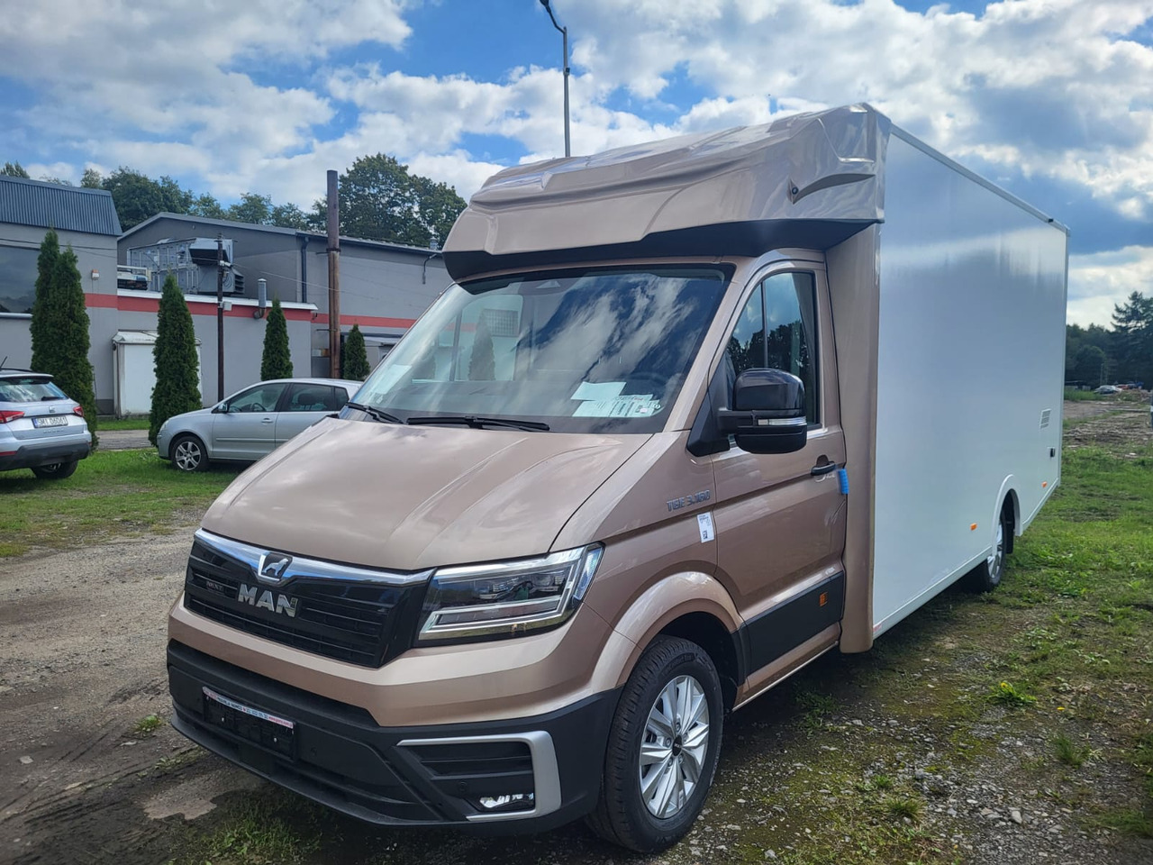 MAN TGE 3.180 Koffer mit Schlafbett - Closed box van, Crew cab van: picture 1 MAN TGE 3.180 Koffer mit Schlafbett - Closed box van, Crew cab van: picture 1