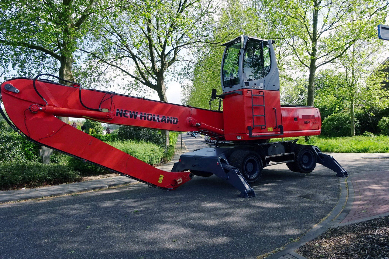 New Holland MH 6.6 Materialhandler With Magnet System - Material handler: picture 4 New Holland MH 6.6 Materialhandler With Magnet System - Material handler: picture 4