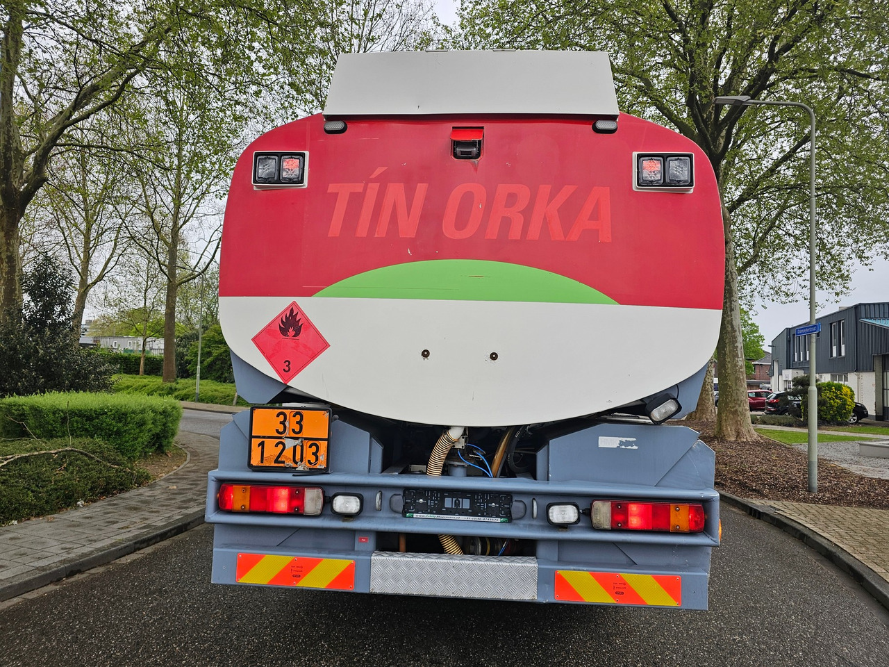 Scania P420 Cp 19 6x2*4 - Tanker truck: picture 5 Scania P420 Cp 19 6x2*4 - Tanker truck: picture 5