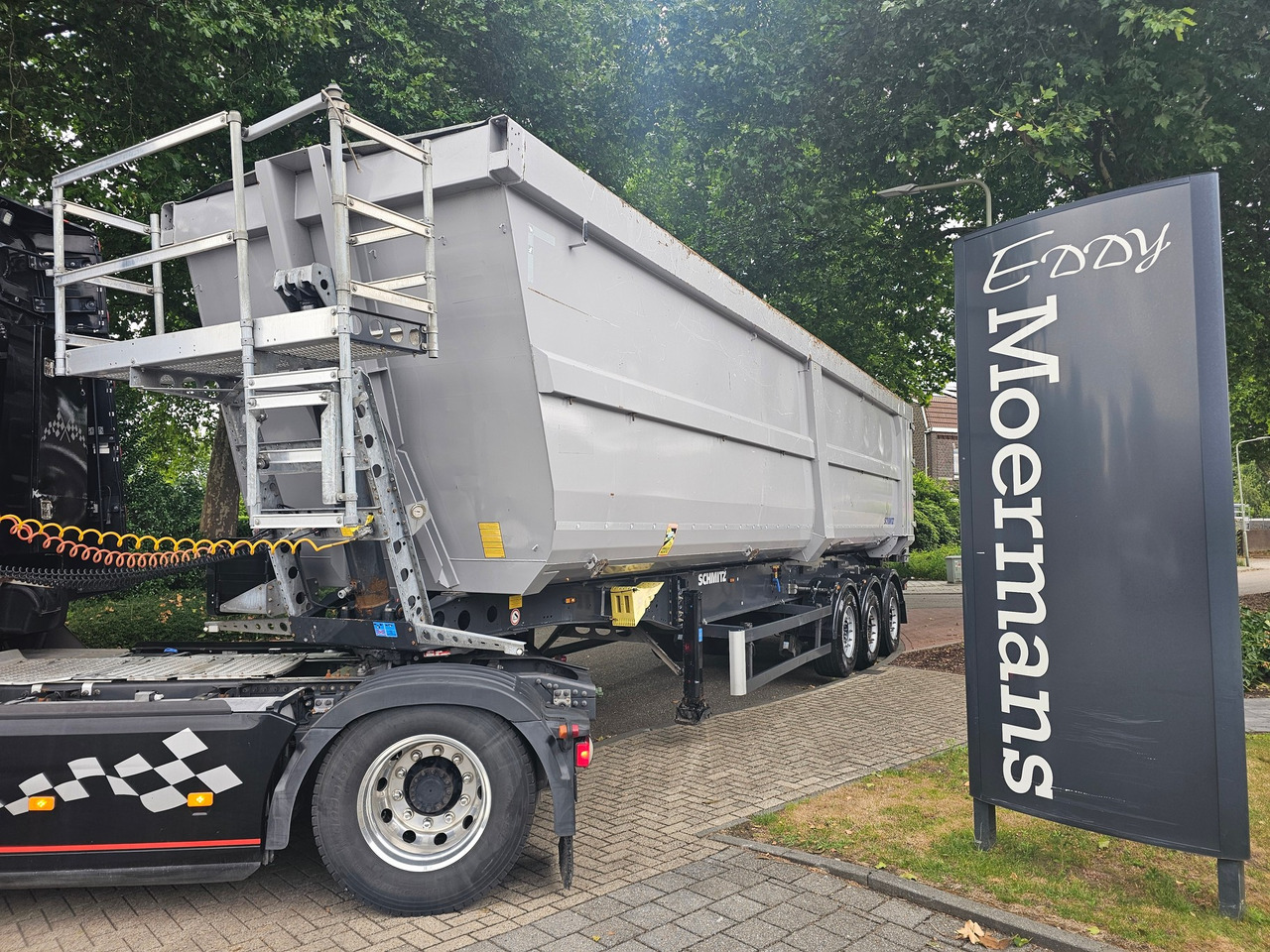 Tipper semi-trailer Schmitz SGF-S3 Scraptipper 55 M3: picture 1