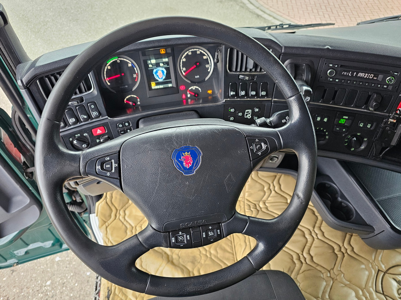 Scania R440 Topline - Tractor unit: picture 5 Scania R440 Topline - Tractor unit: picture 5