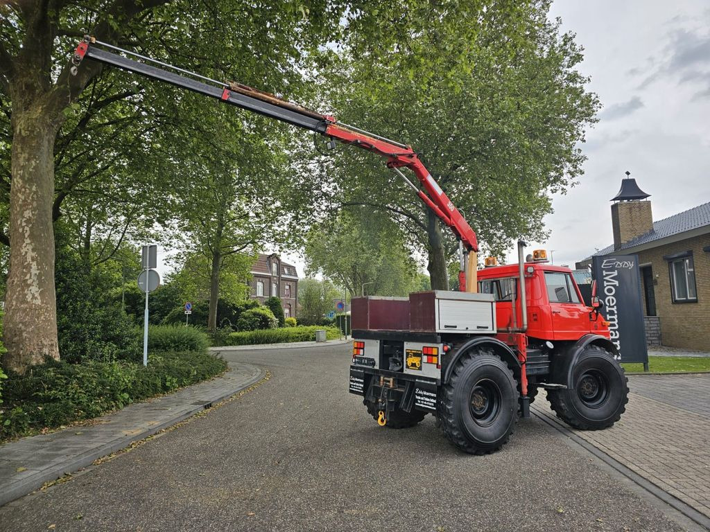 Unimog 406/U9000 4x4 - Crane truck: picture 4 Unimog 406/U9000 4x4 - Crane truck: picture 4