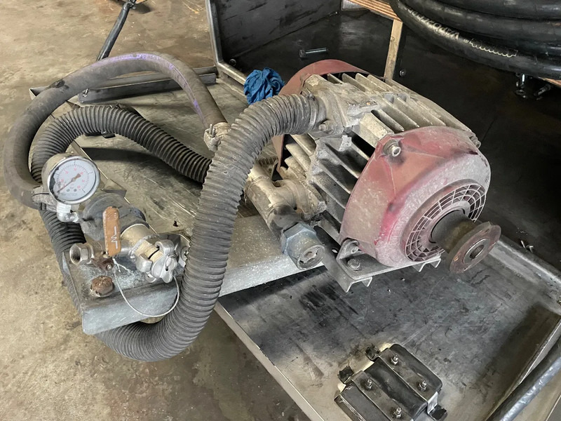 Scania R450 NG POMP/ COMPRESSER - Tractor unit: picture 1 Scania R450 NG POMP/ COMPRESSER - Tractor unit: picture 1