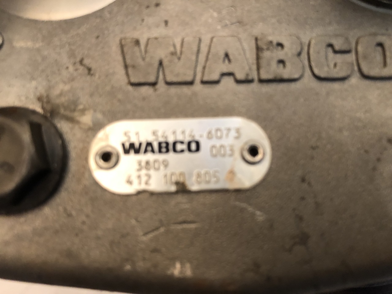 AIR COMPRESSOR MAN TGA - Air brake compressor: picture 4 AIR COMPRESSOR MAN TGA - Air brake compressor: picture 4
