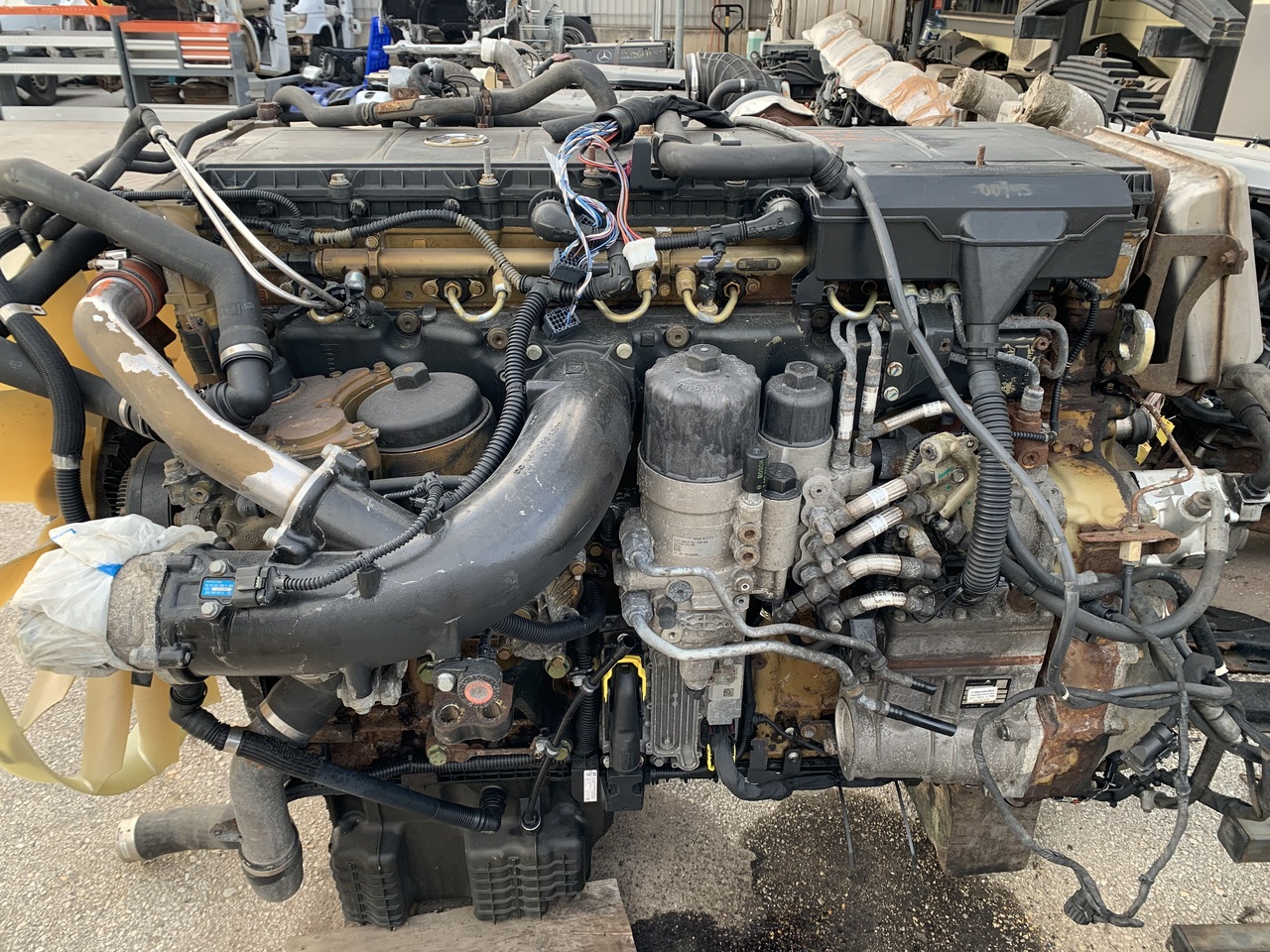 ENGINE ACTROS MP4 OM471LA EURO 5 450PS 471.909 - Engine for Truck: picture 2 ENGINE ACTROS MP4 OM471LA EURO 5 450PS 471.909 - Engine for Truck: picture 2