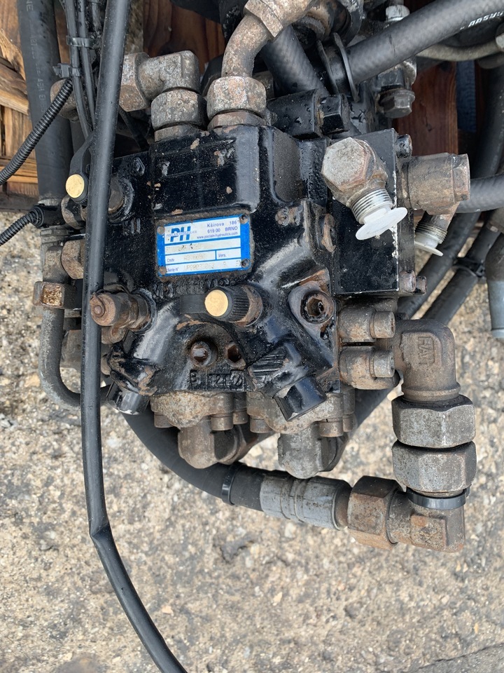HYDRAULIC STEERING SYSTEM HYDRODRIVE MAN TGA - Hydraulics for Truck: picture 1 HYDRAULIC STEERING SYSTEM HYDRODRIVE MAN TGA - Hydraulics for Truck: picture 1