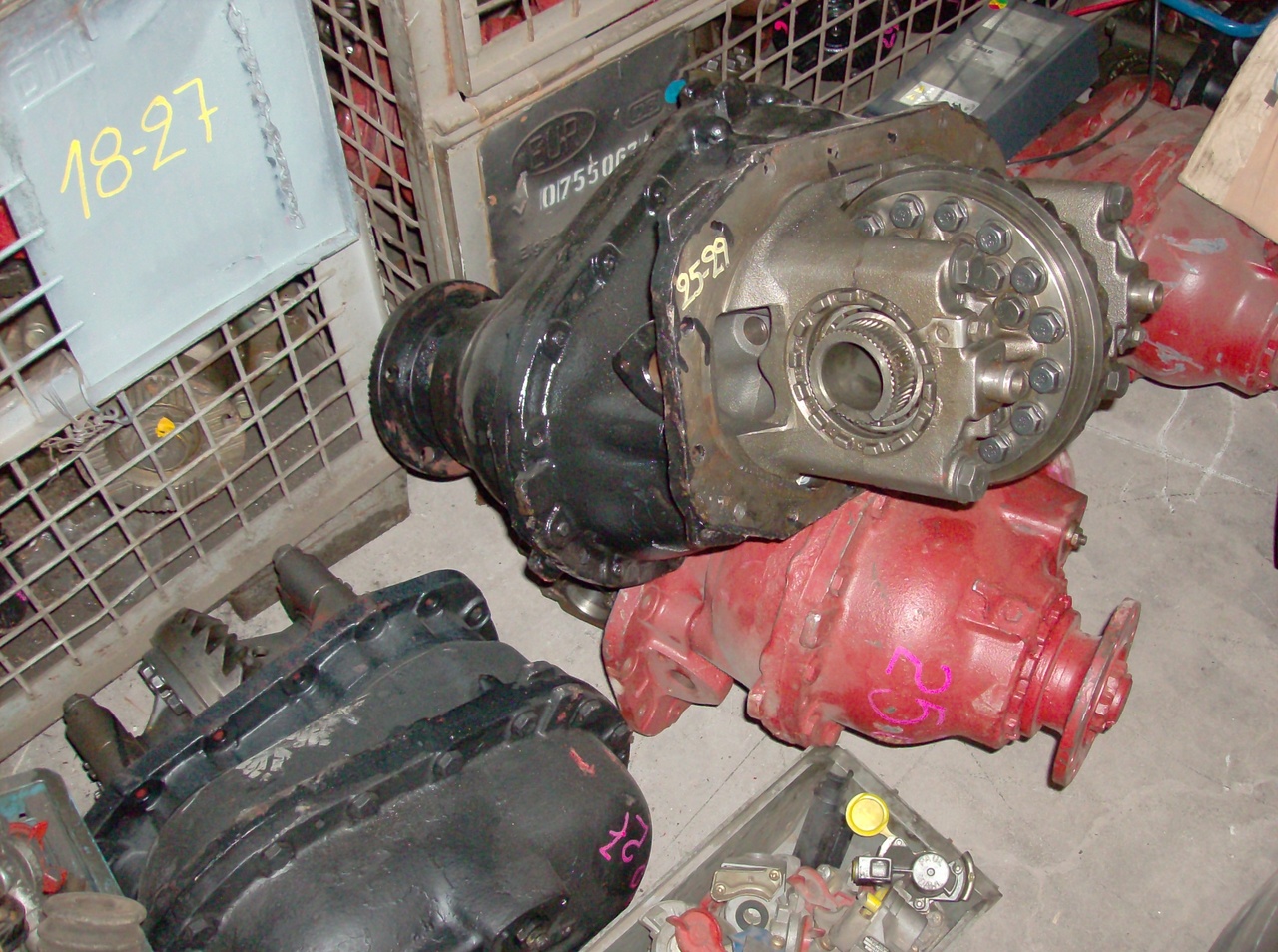Rear axle MERCEDES-BENZ REAR AXLE FOR ACTROS MP4 FINAL DRIVE R440 18:47: picture 14