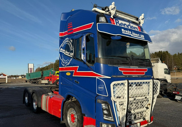 Volvo FH750 Globe XL 6x4 - Tractor unit: picture 1 Volvo FH750 Globe XL 6x4 - Tractor unit: picture 1