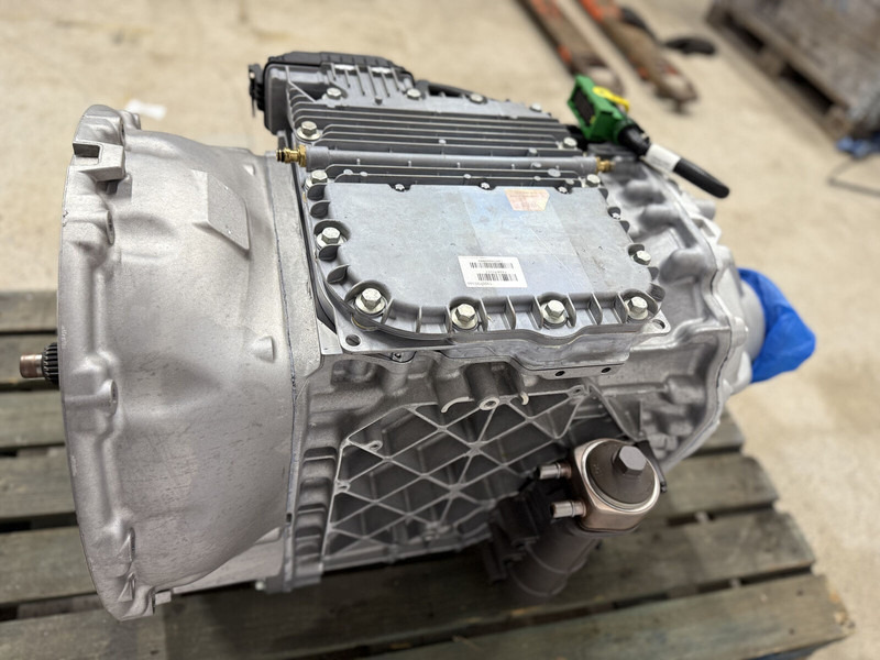 Volvo ATO2612F - Gearbox: picture 5 Volvo ATO2612F - Gearbox: picture 5