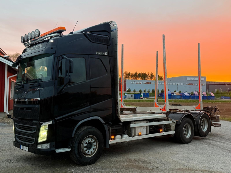 Volvo FH 500 Chassis or Timber Truck - Timber truck: picture 3 Volvo FH 500 Chassis or Timber Truck - Timber truck: picture 3