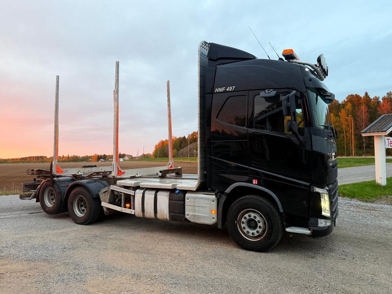 Volvo FH 500 Chassis or Timber Truck - Timber truck: picture 4 Volvo FH 500 Chassis or Timber Truck - Timber truck: picture 4