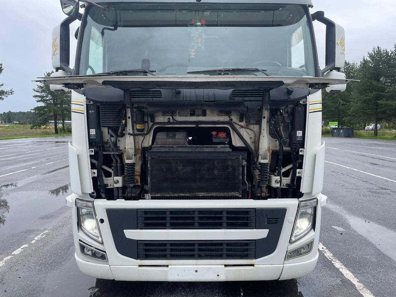 Leasing of Volvo FH500 6x2 Volvo FH500 6x2: picture 8