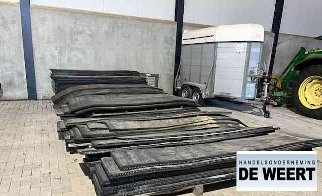 Rubber strip , slijt rubber , rubber tbv schuif - Agricultural machinery: picture 4 Rubber strip , slijt rubber , rubber tbv schuif - Agricultural machinery: picture 4