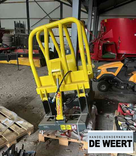 Digmag ronde balenklem + manitou snelwissel - Clamp for Agricultural machinery: picture 5 Digmag ronde balenklem + manitou snelwissel - Clamp for Agricultural machinery: picture 5